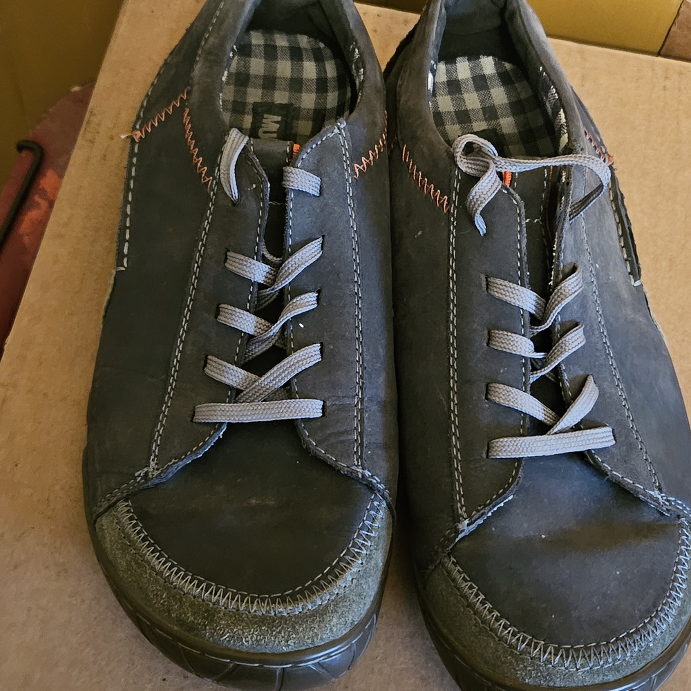 Muk Luks Men's Black and Gray Sneakers